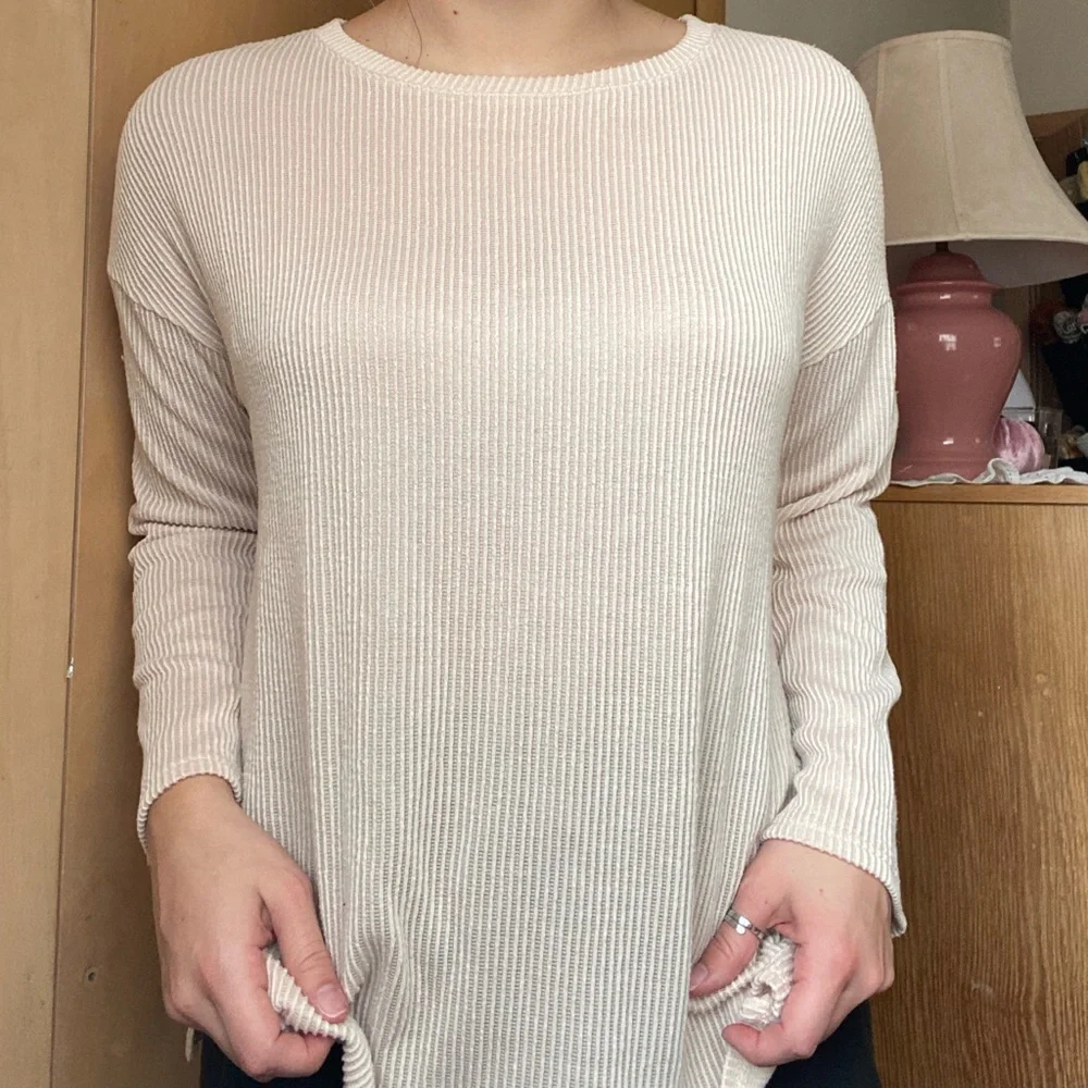 Cream Ribbed Knit Lightweight Sweater - Picture 1 of 4